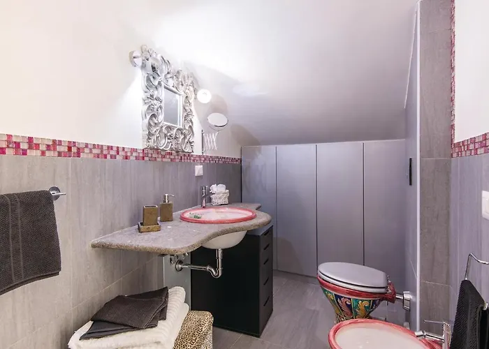 2 Bedroom Stunning In בית נופש רומא
