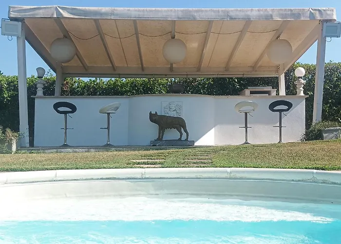 2 Bedroom Stunning In רומא